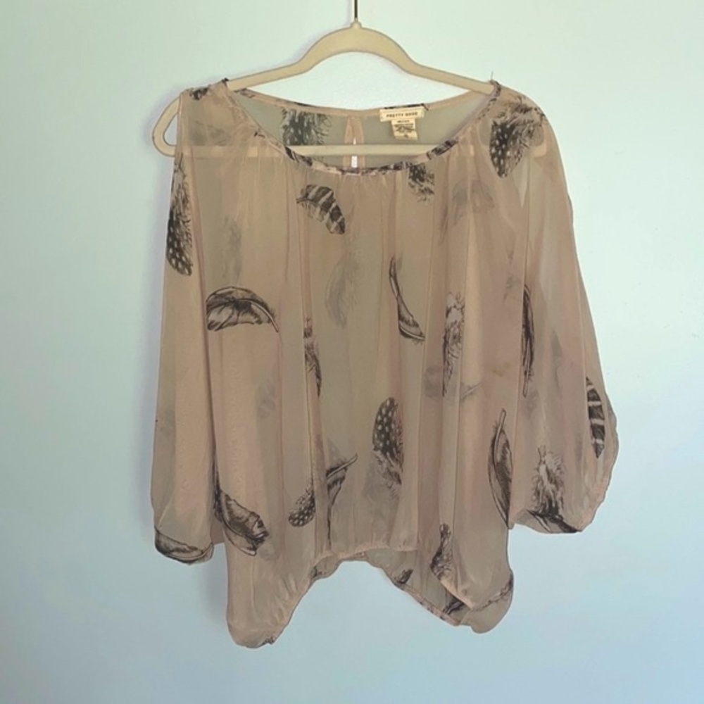 Feather Design Sheer Top. Size M - Picture 2 of 6